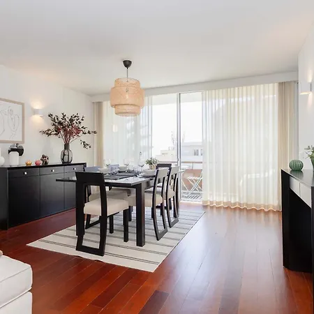 Liiiving In - Foz Seaside