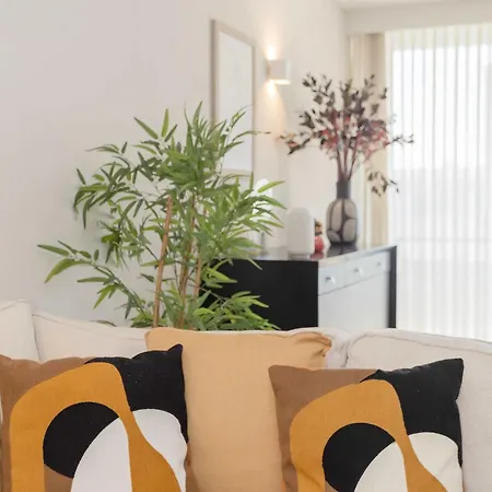 Liiiving In - Foz Seaside