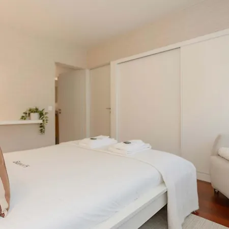 Liiiving In - Foz Seaside