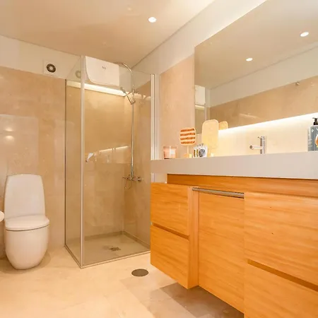 Liiiving In - Foz Seaside Lägenhet