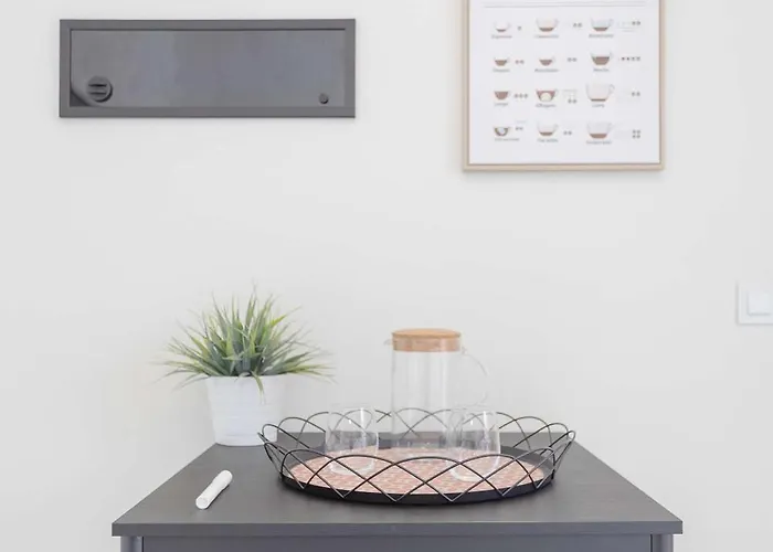 Liiiving In - Foz Seaside Oporto