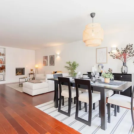 Liiiving In - Foz Seaside