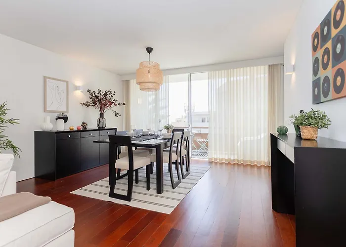 Liiiving In - Foz Seaside