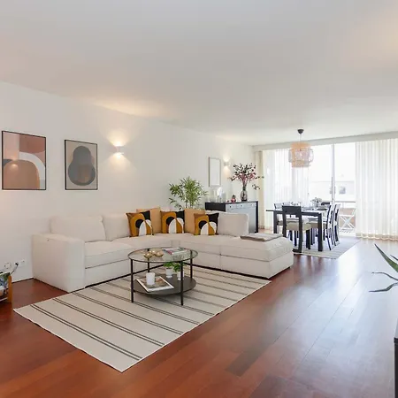 Liiiving In - Foz Seaside Appartement